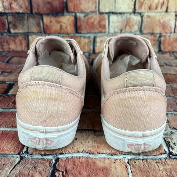 VANS CLASSIC LOWTOPS,  WOMANS SIZE 8.5 GUC - Picture 8 of 11